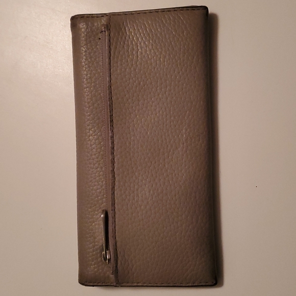 Michael Kors Grey Slim Wallet - Picture 3 of 3